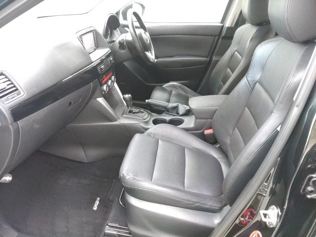
								MAZDA CX-5 full									