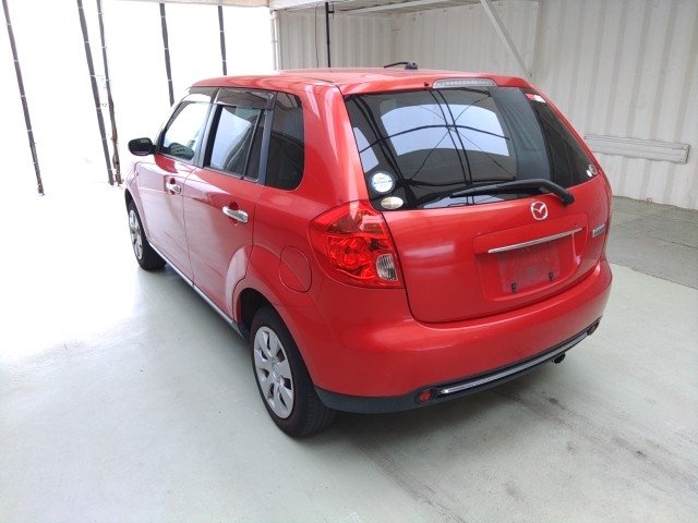 
								MAZDA VERISA full									