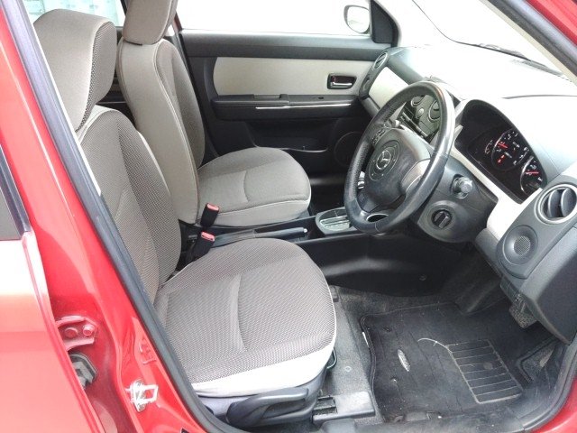 
								MAZDA VERISA full									