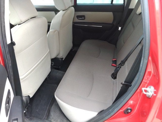 
								MAZDA VERISA full									