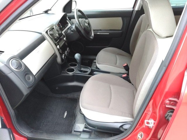 
								MAZDA VERISA full									