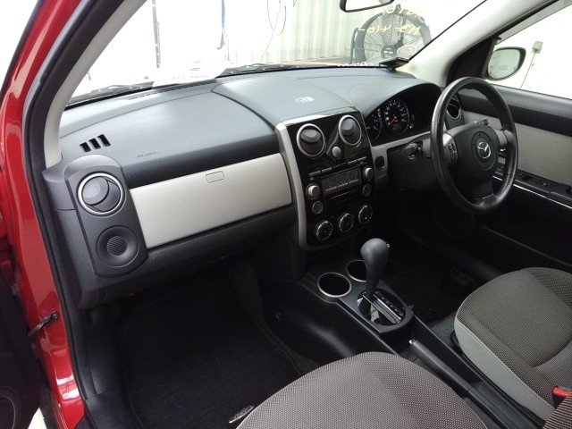 
								MAZDA VERISA full									