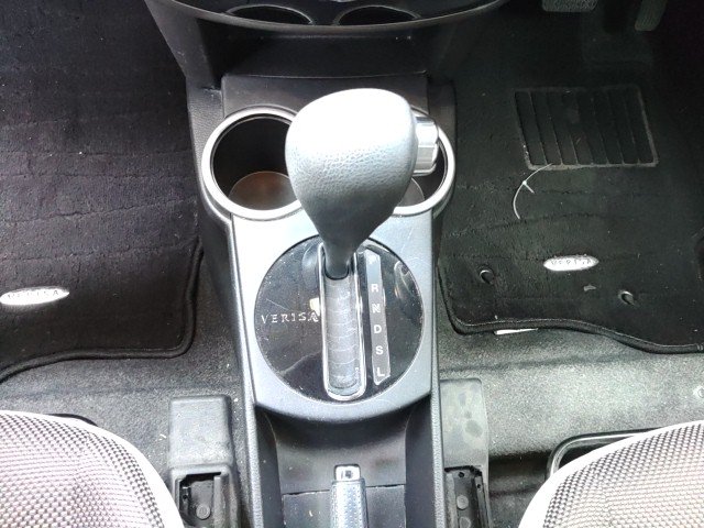 
								MAZDA VERISA full									