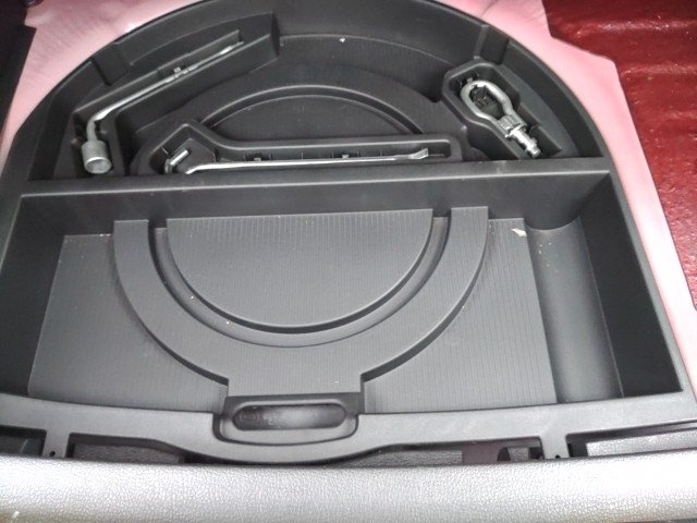 
								MAZDA VERISA full									
