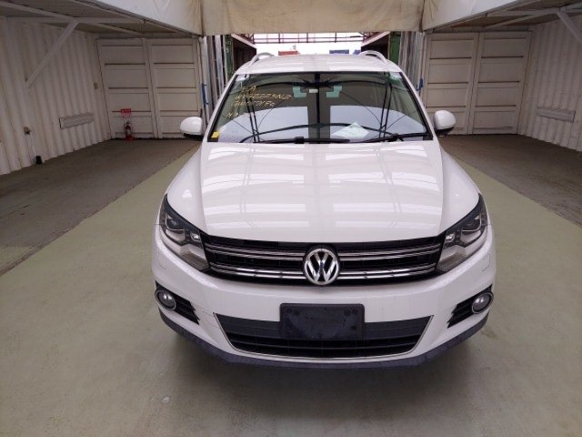 
								VOLKSWAGEN TIGUAN full									