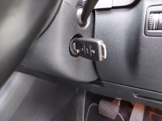 
								VOLKSWAGEN TIGUAN full									