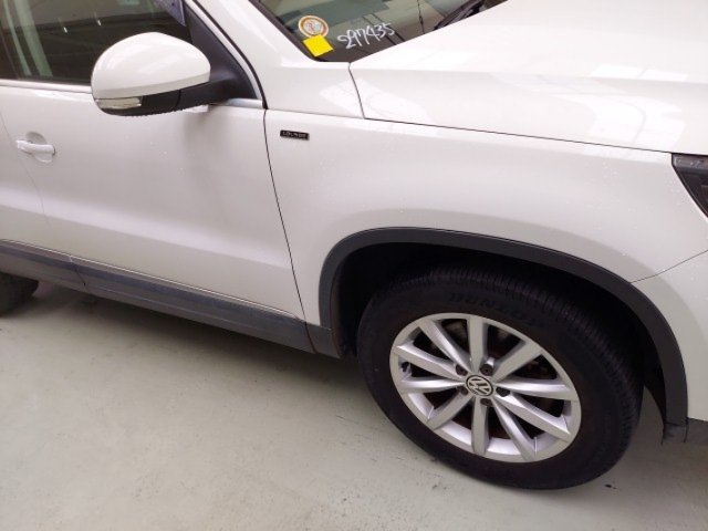 
								VOLKSWAGEN TIGUAN full									