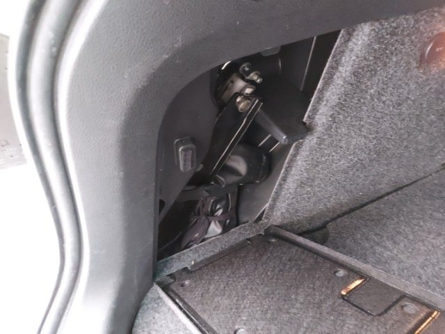 
								VOLKSWAGEN TIGUAN full									