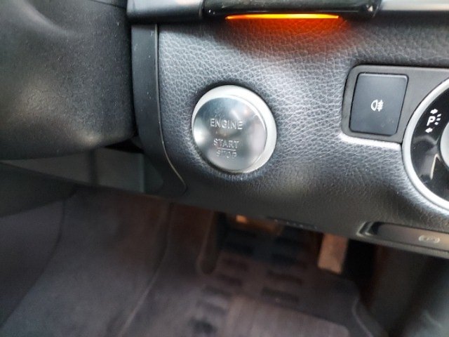 
								MERCEDES BENZ M-CLASS full									