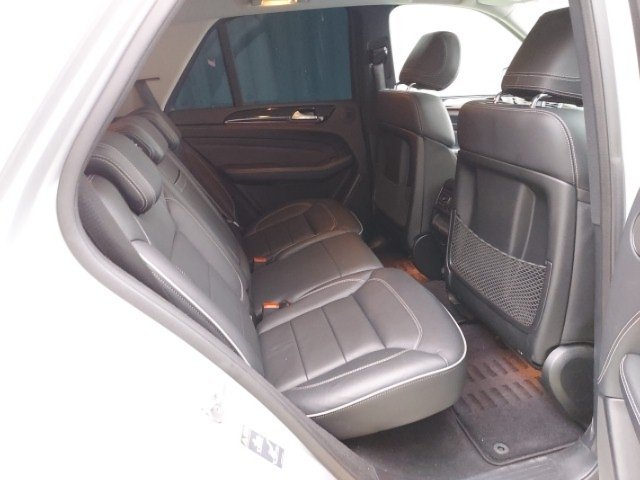 
								MERCEDES BENZ M-CLASS full									