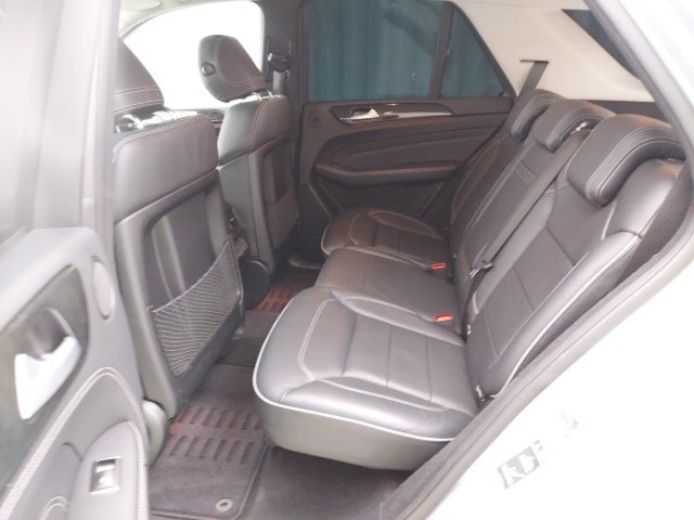 
								MERCEDES BENZ M-CLASS full									