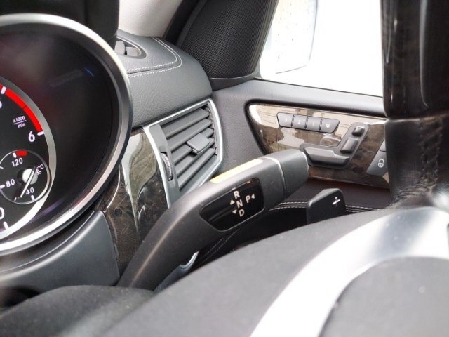 
								MERCEDES BENZ M-CLASS full									