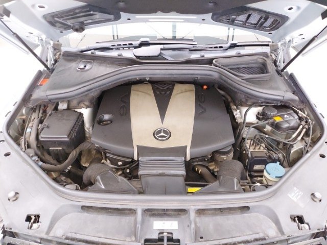 
								MERCEDES BENZ M-CLASS full									