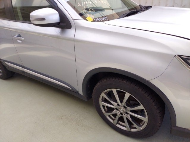 
								MITSUBISHI OUTLANDER full									