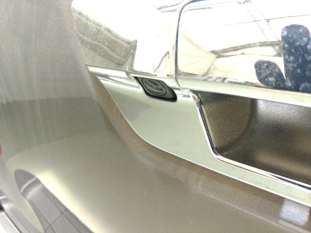 
								TOYOTA HILUX full									