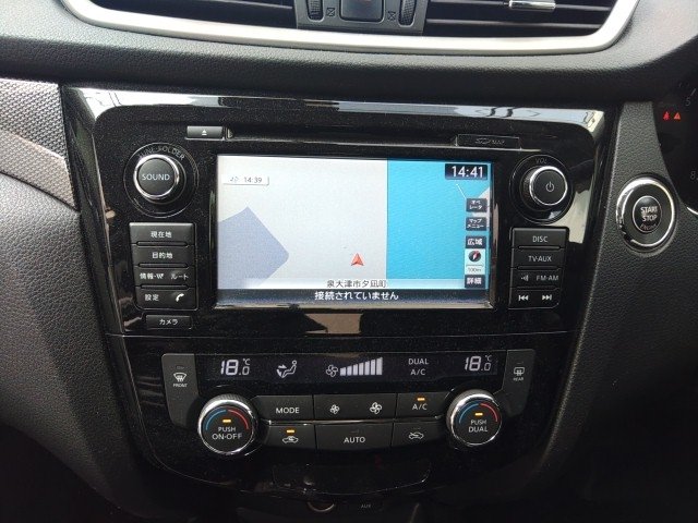 
								NISSAN X-TRAIL full									