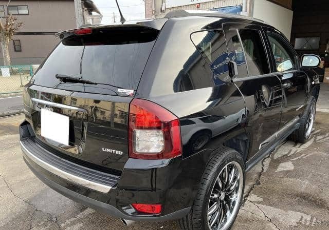 
								JEEP COMPASS 4WD full									