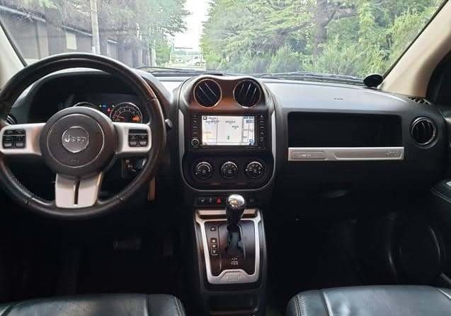 
								JEEP COMPASS 2016 full									