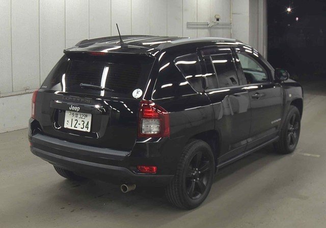 
								JEEP COMPASS SPORT full									