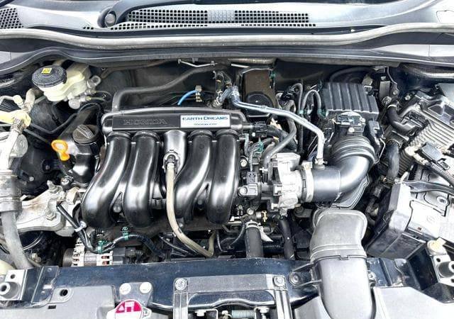 
								HONDA VEZEL BODY-KIT-LEATHER-DVD-CAM-SP-RIM full									