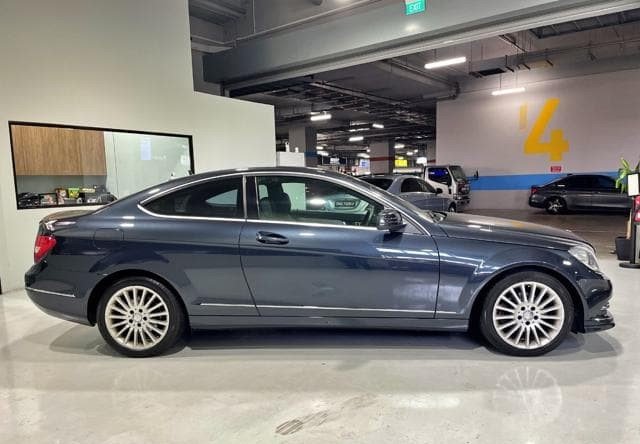 
								MERCEDES-BENZ CLA-CLASS C 180 full									