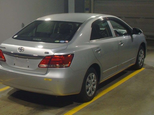 
								TOYOTA PREMIO 2017 full									