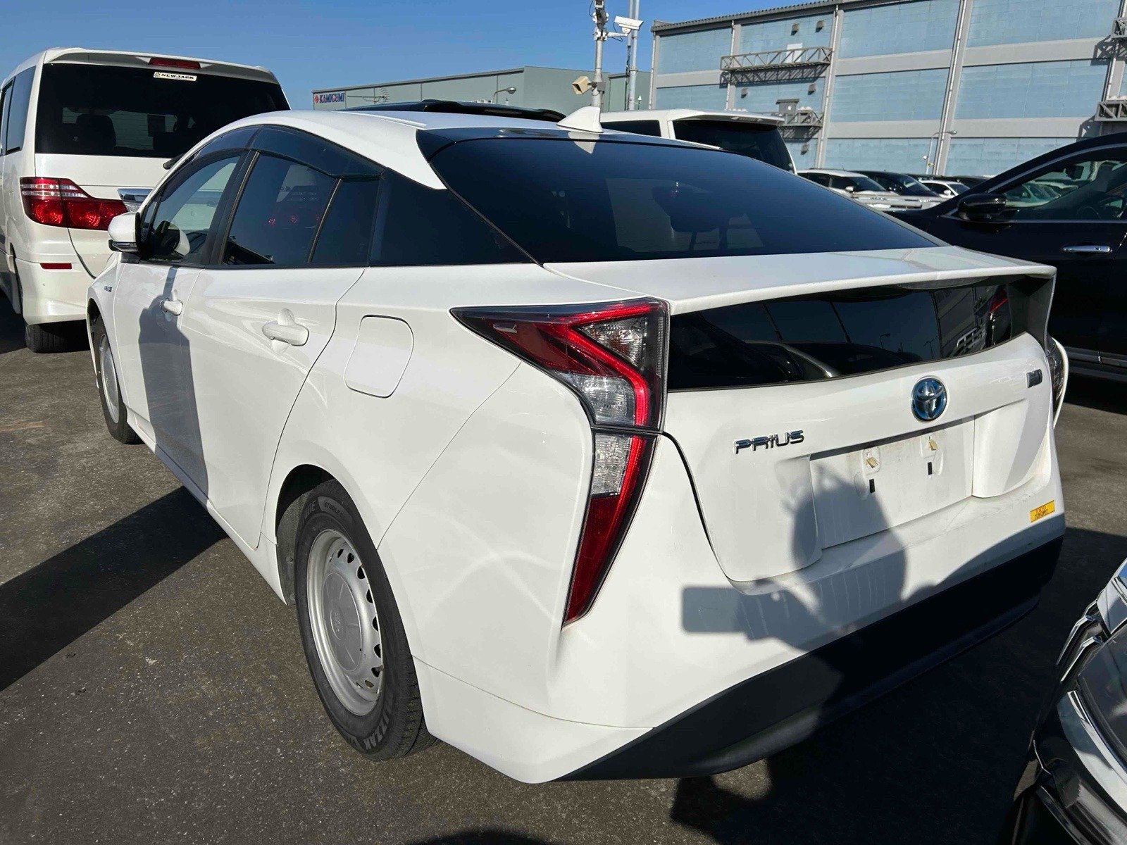 
								TOYOTA PRIUS full									