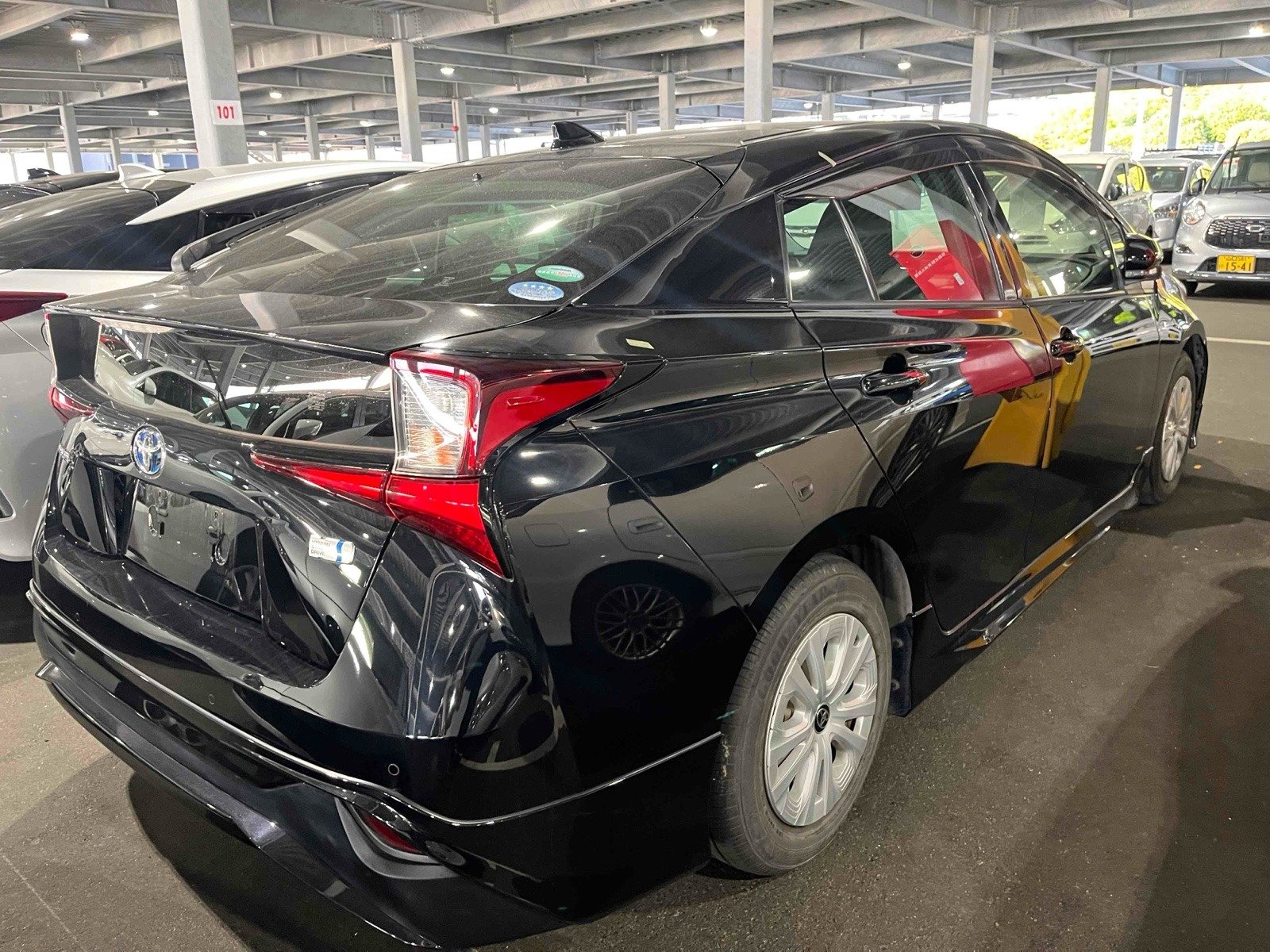 
								TOYOTA PRIUS full									