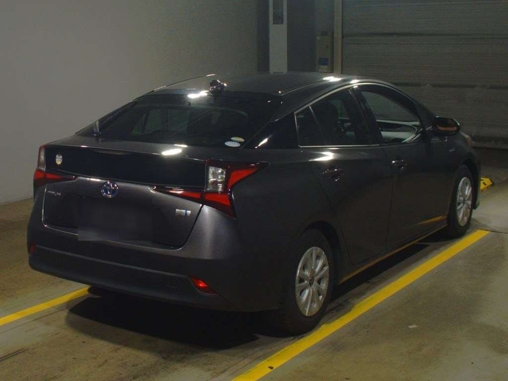 
								TOYOTA PRIUS full									