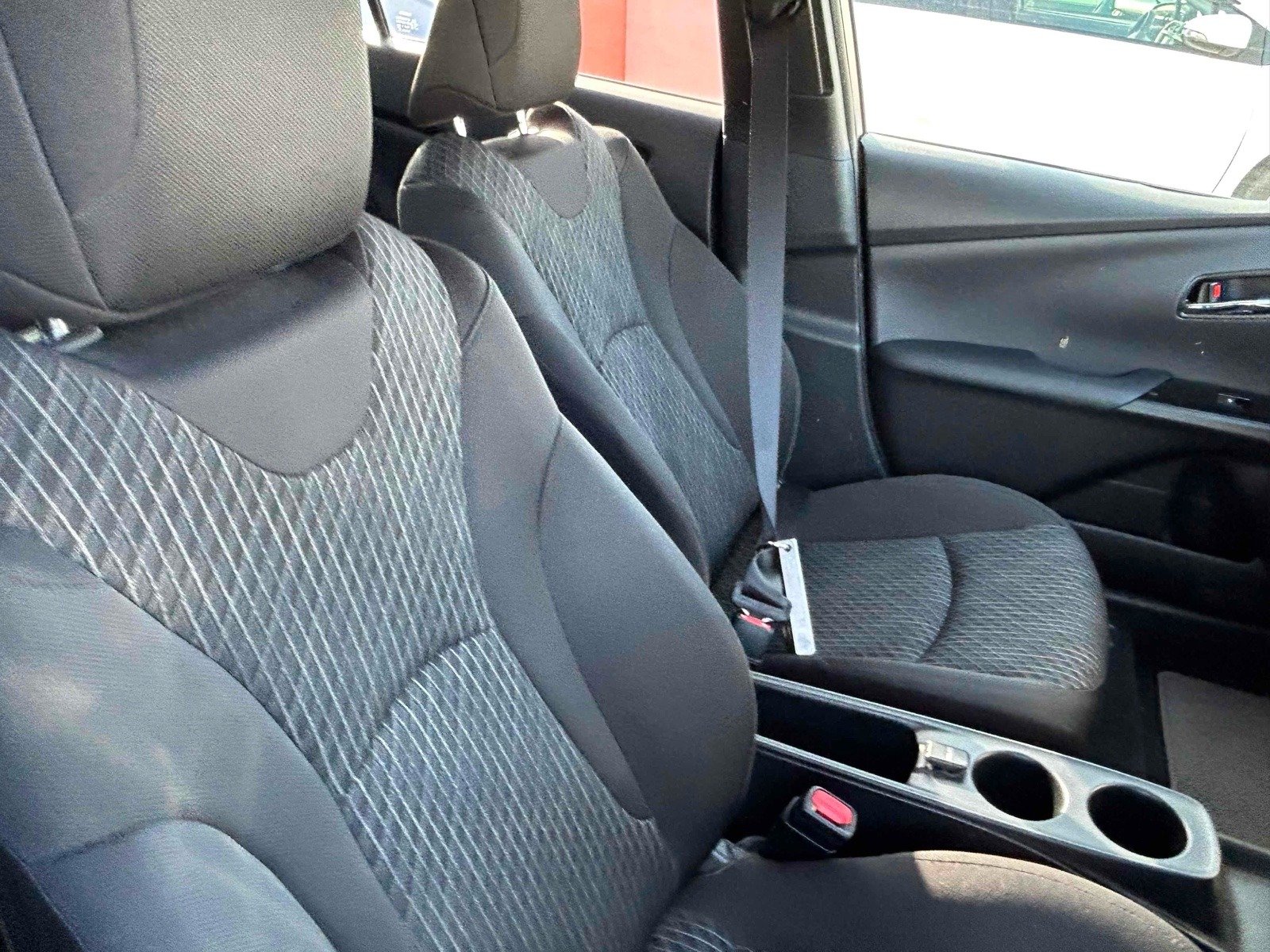 
								TOYOTA PRIUS full									