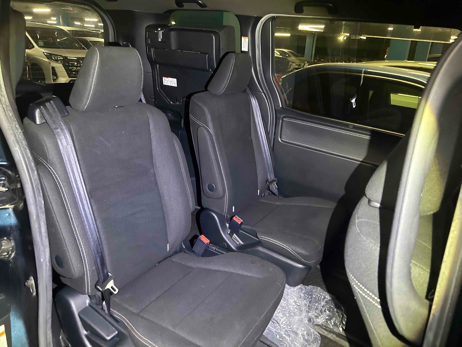 
								TOYOTA ESQUIRE full									