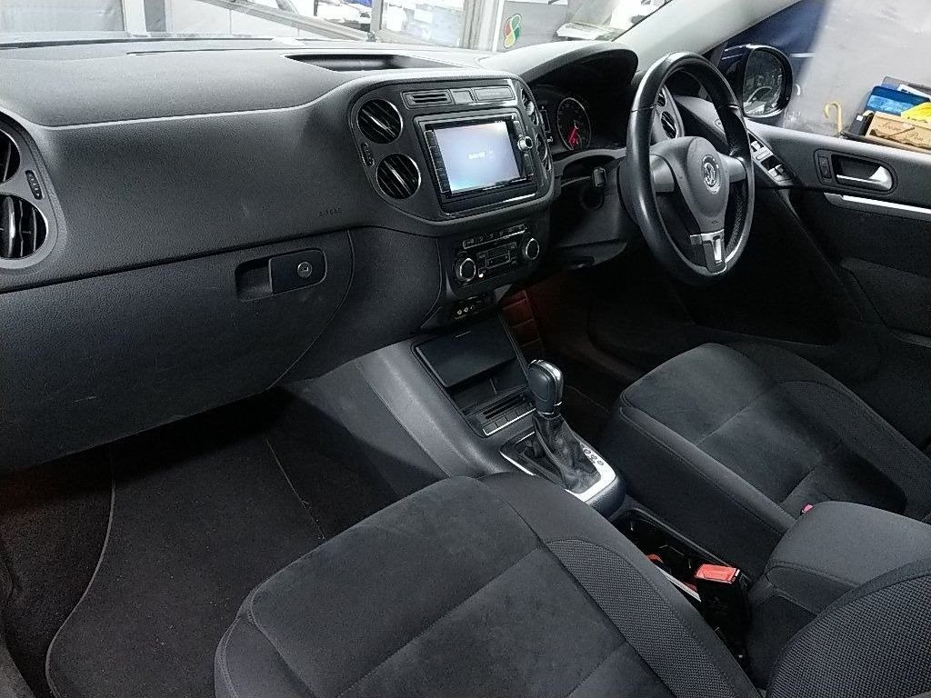 
								VOLKSWAGEN full									