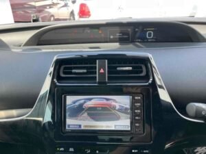 Toyota Prius S | 2020