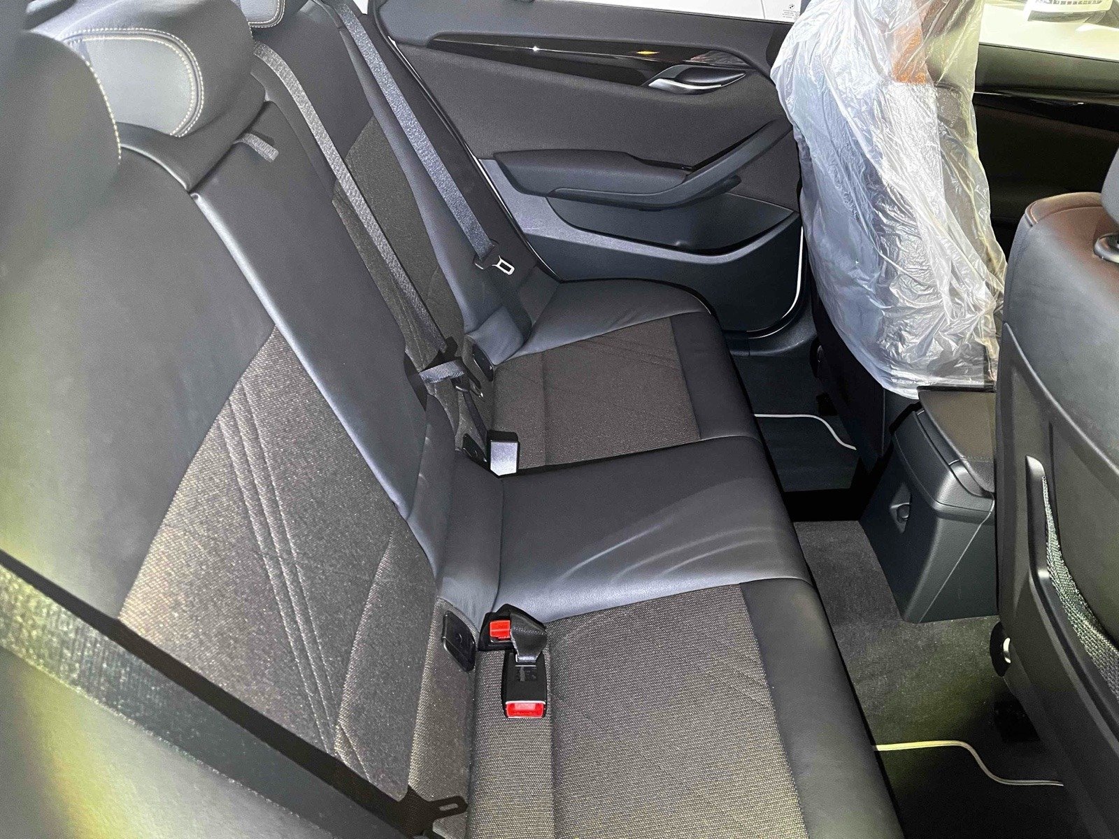
								BMW X1 SDrive 18i X Line full									