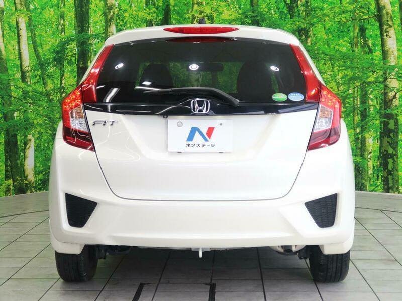 
								HONDA FIT GK3 full									
