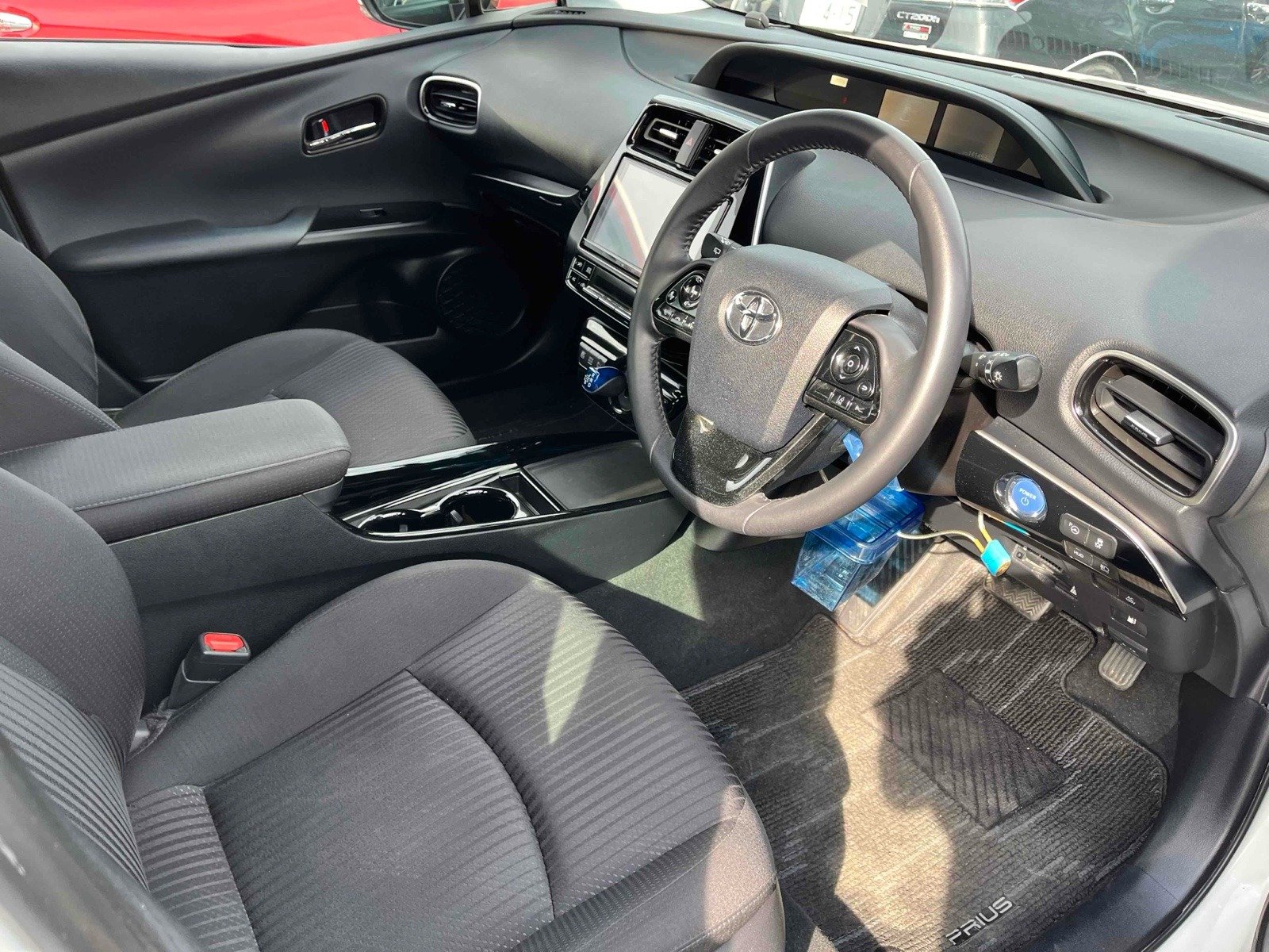 
								Toyota Prius A | 2019 full									
