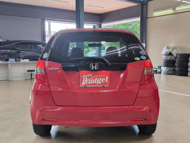 
								HONDA FIT 2011 full									