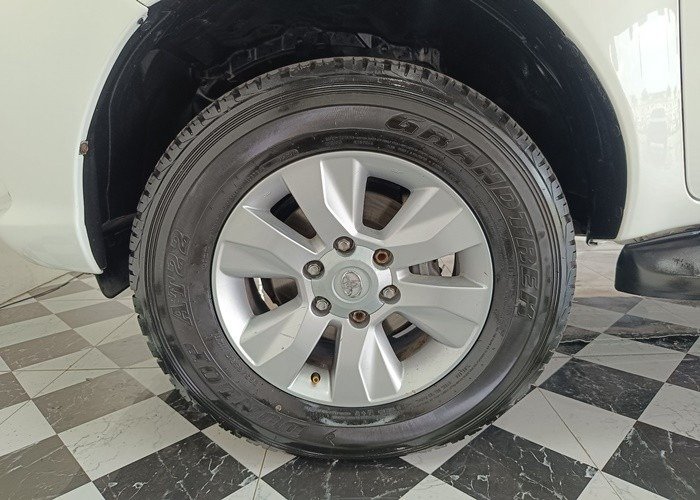 
								TOYOTA SMART CAB 2016 full									
