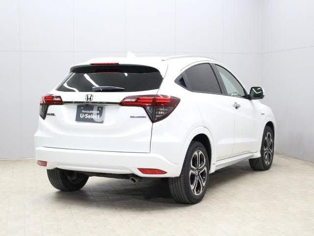 
								2019 HONDA VEZEL HYBRID Z SENSING full									