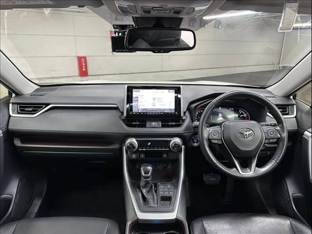 
								2020 Toyota RAV4 full									