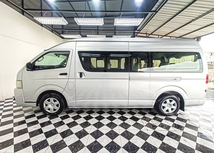 
								2017 TOYOTA HIACE full									
