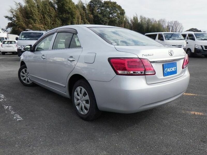 
								TOYOTA PREMIO 2017 full									
