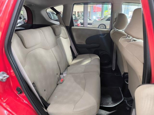 
								HONDA FIT 2011 full									