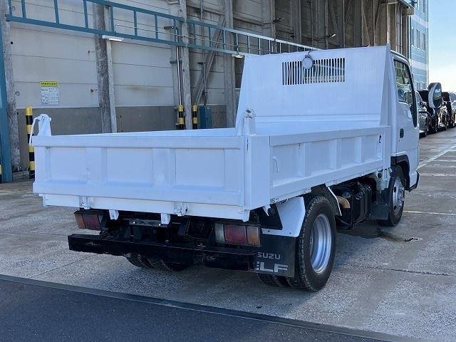 
								ISUZU ELF 2010 DUMP TRUCK full									