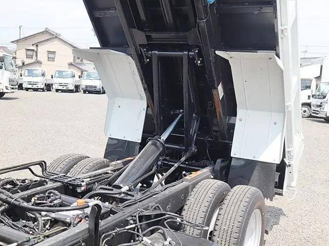 
								MITSUBISHI FUSO CANTER full									