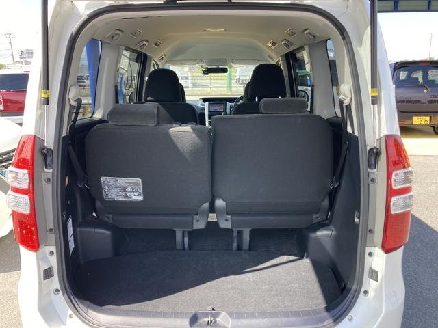 
								TOYOTA NOAH 2012 full									