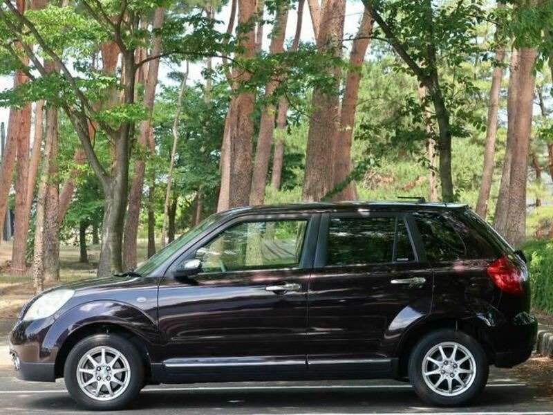 
								MAZDA VERISA full									
